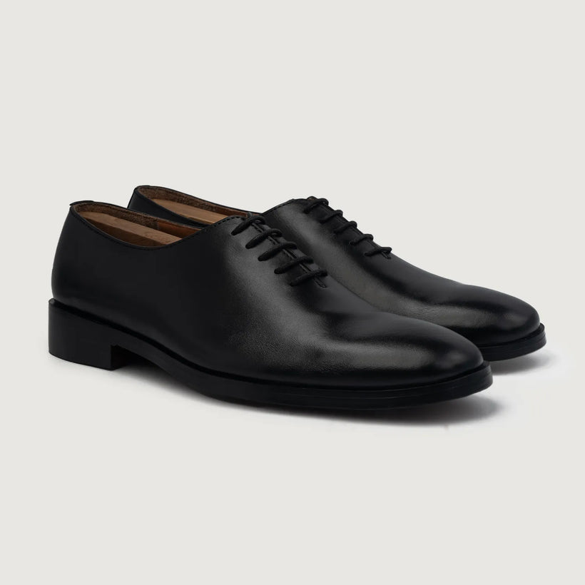 Director Wholecut Черная Leather Shoes мужская