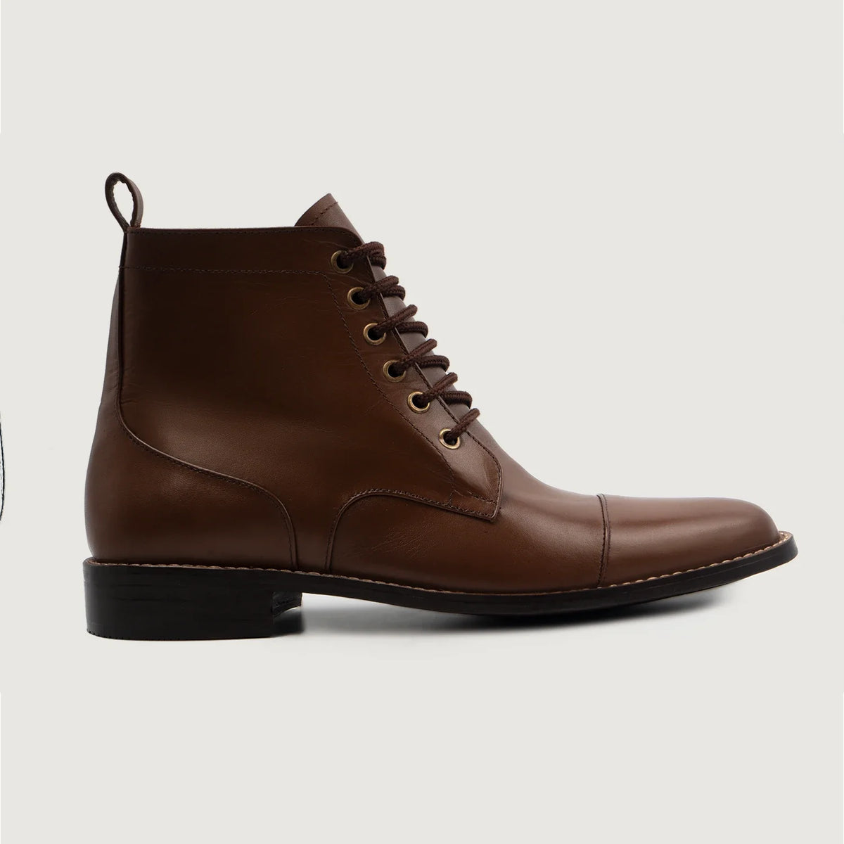 Brown Full-Grain leather Boots - Рантовая конструкция Goodyear Welt и носок обуви