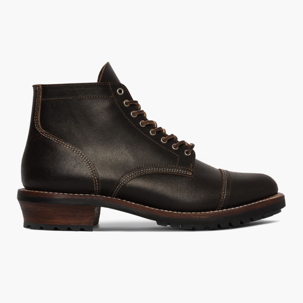 Classic Full-Grain leather Boots - Рантовая конструкция Goodyear Welt и носок обуви
