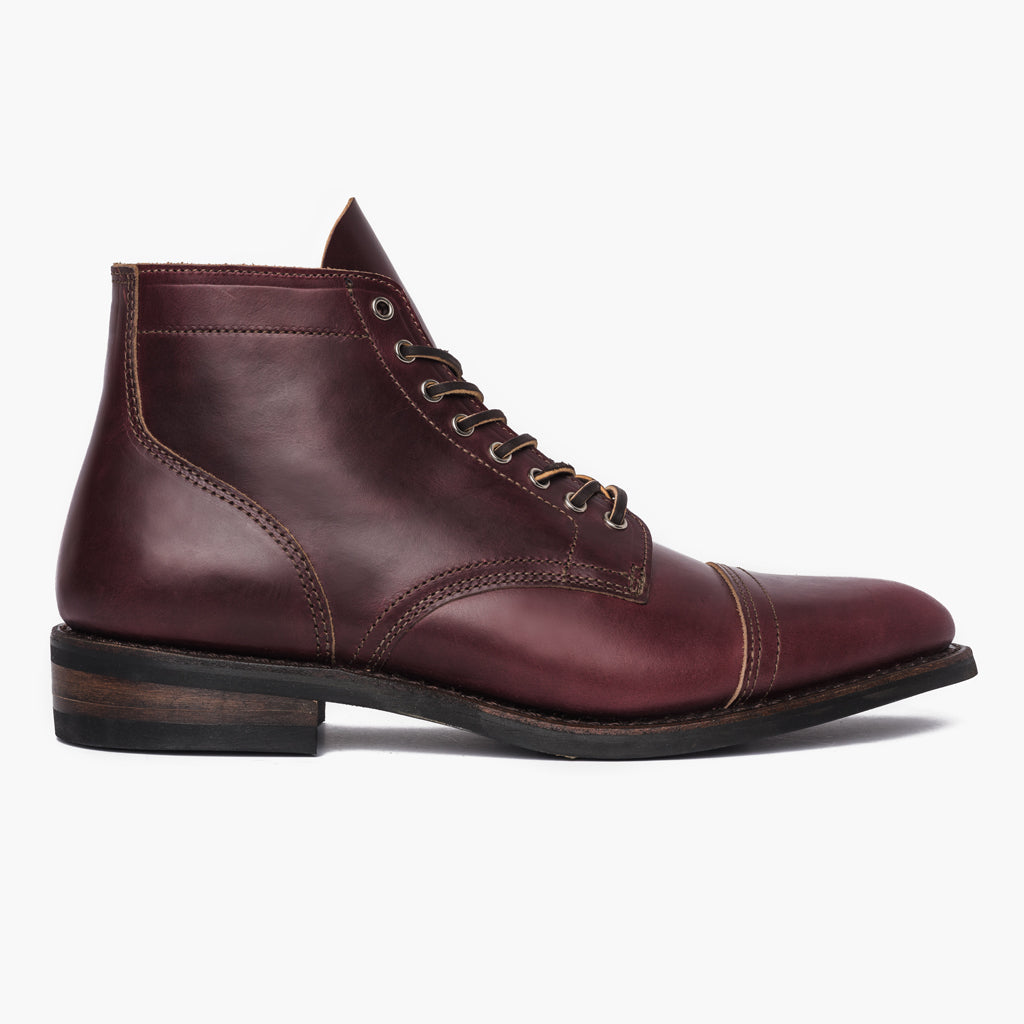 Classic Full-Grain leather Boots - Рантовая конструкция Goodyear Welt и носок обуви