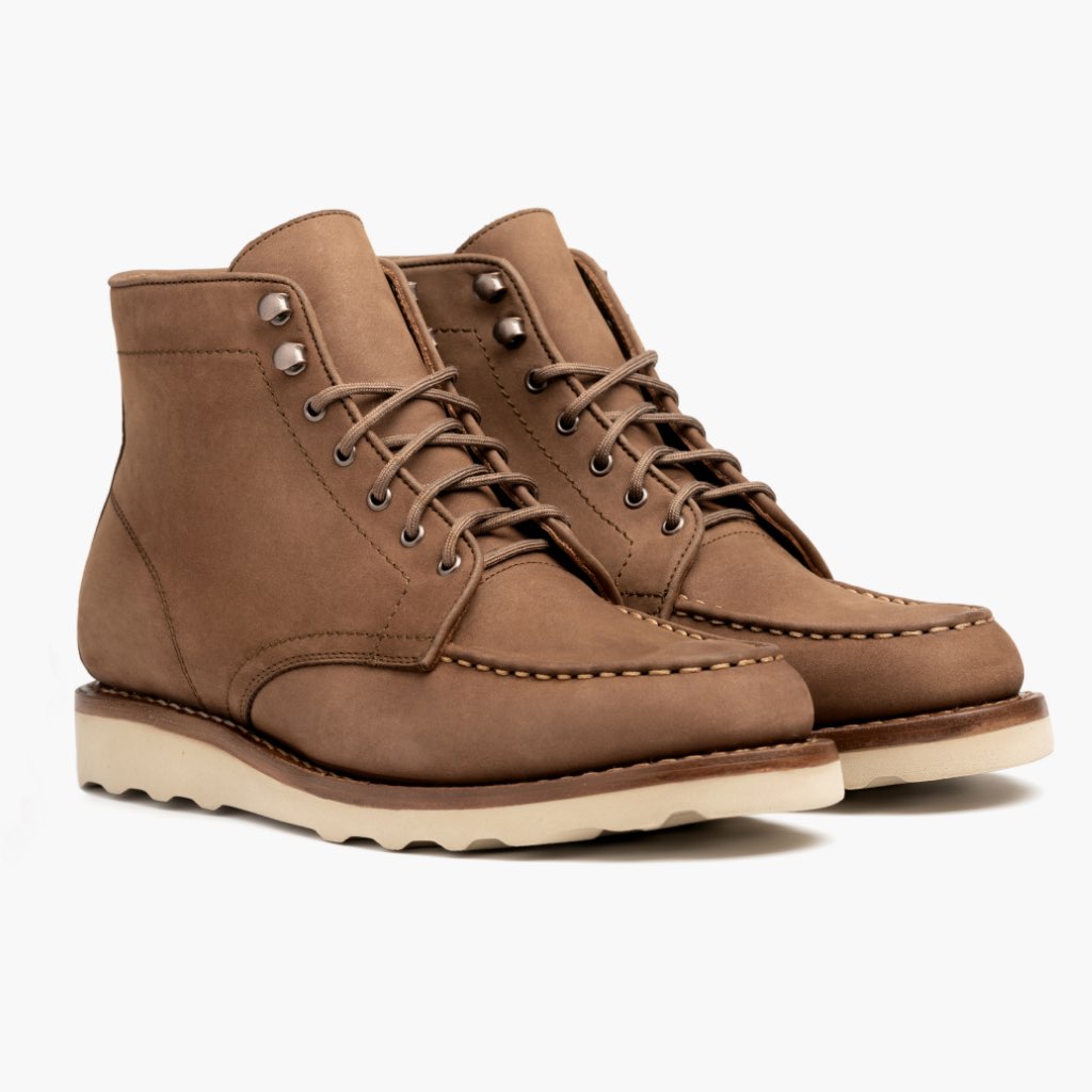 Classic Full-Grain leather Boots - Рантовая конструкция Goodyear Welt и носок обуви