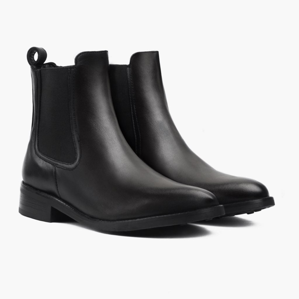Black Full-Grain leather Boots - Рантовая конструкция Goodyear Welt и носок обуви