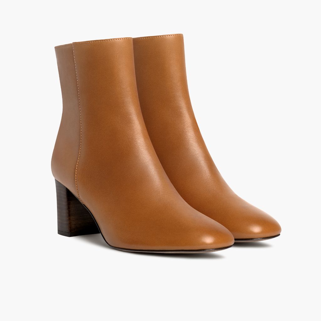 Tan Full-Grain leather Boots - Рантовая конструкция Goodyear Welt и носок обуви