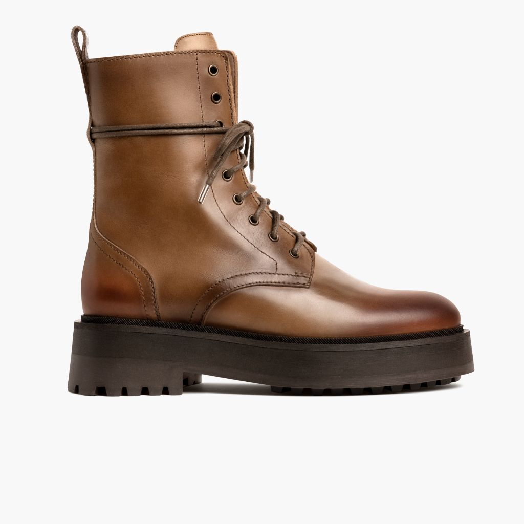 Quest Natural Кожаные ботинки для Женщин in Classic Full-Grain Leather - Вид сбоку | Купить в официальном онлайн-магазине