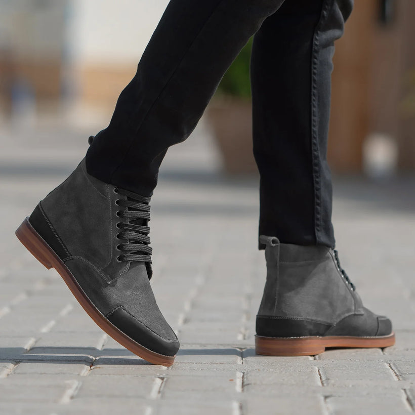 Carnell Moc Toe Grey Suede Boots мужская