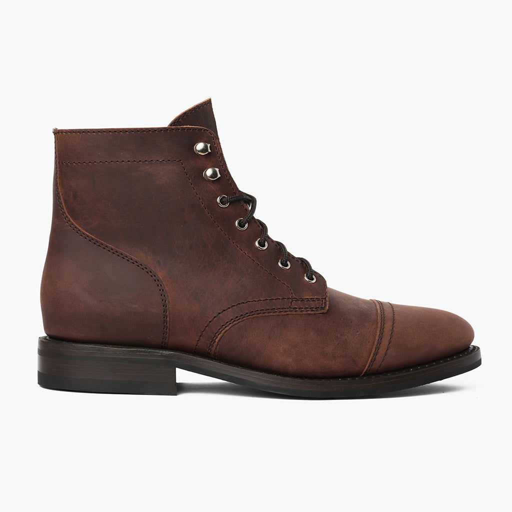 Classic Full-Grain leather Boots - Рантовая конструкция Goodyear Welt и носок обуви