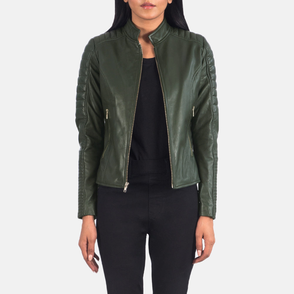 
Adalyn Стеганый Оливковый Кожаная куртка-косуха для Женщин in Green Sheepskin Leather - Вид спереди и приталенный силуэт | Купить в официальном онлайн-магазине
