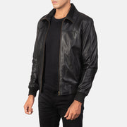 
Black Sheepskin Leather Bomber Jacket - Вид сзади, подчеркивающий посадку по плечам и ровный край