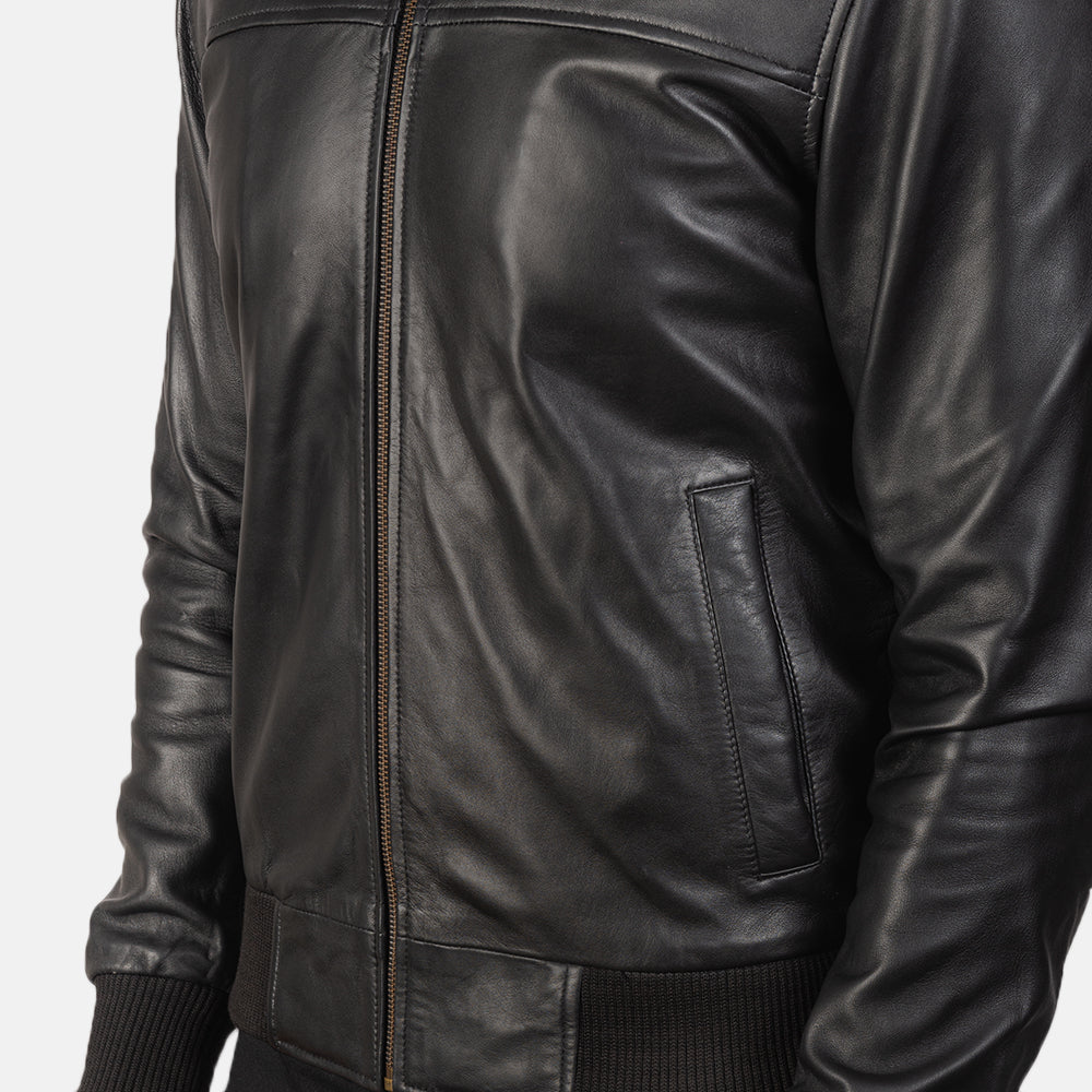 
Вид подкладки Showing Quilted Polyester Lining (Fleece on Collar) & Два функциональных внутренних кармана
