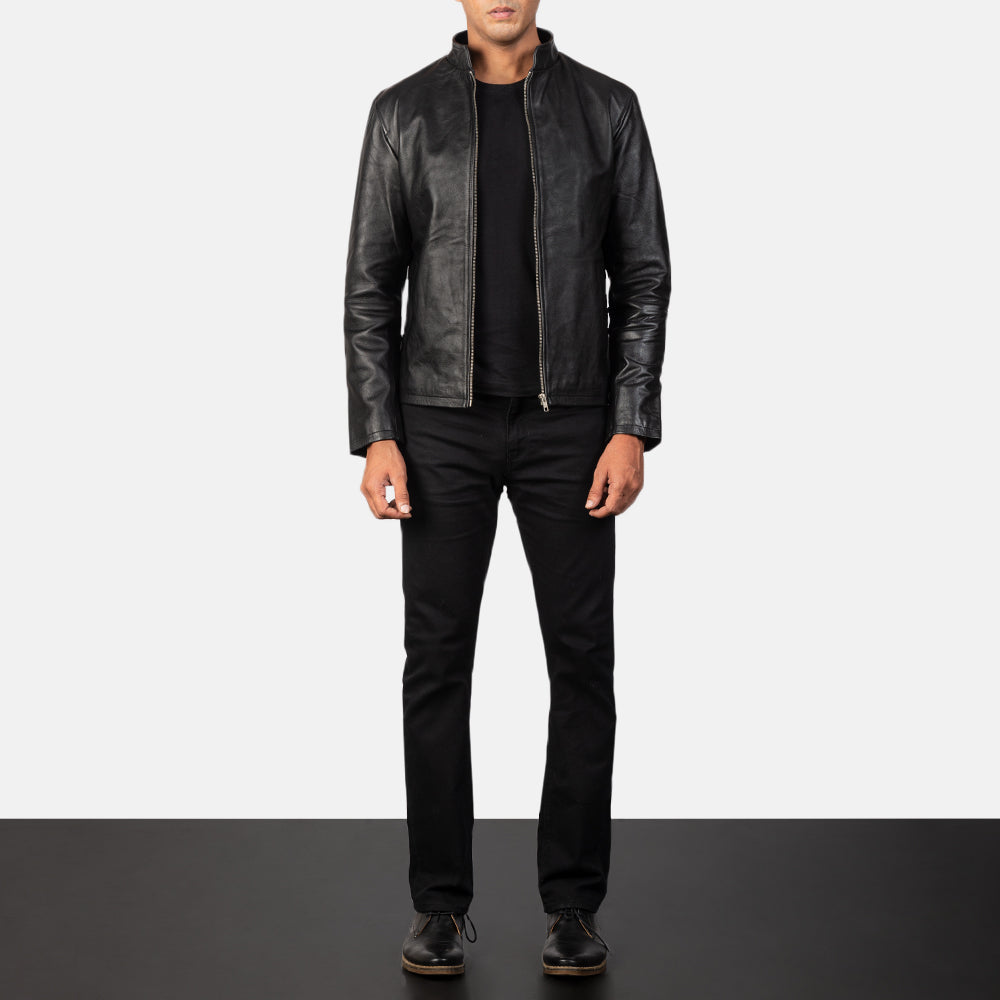 
Крупный план деталей of Band & Zipper Hardware on Alex Black Leather Biker Jacket