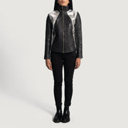 
Крупный план деталей of High Neck & Zipper Hardware on Alia Metallic Черный Кожаная куртка-косуха для Женщин