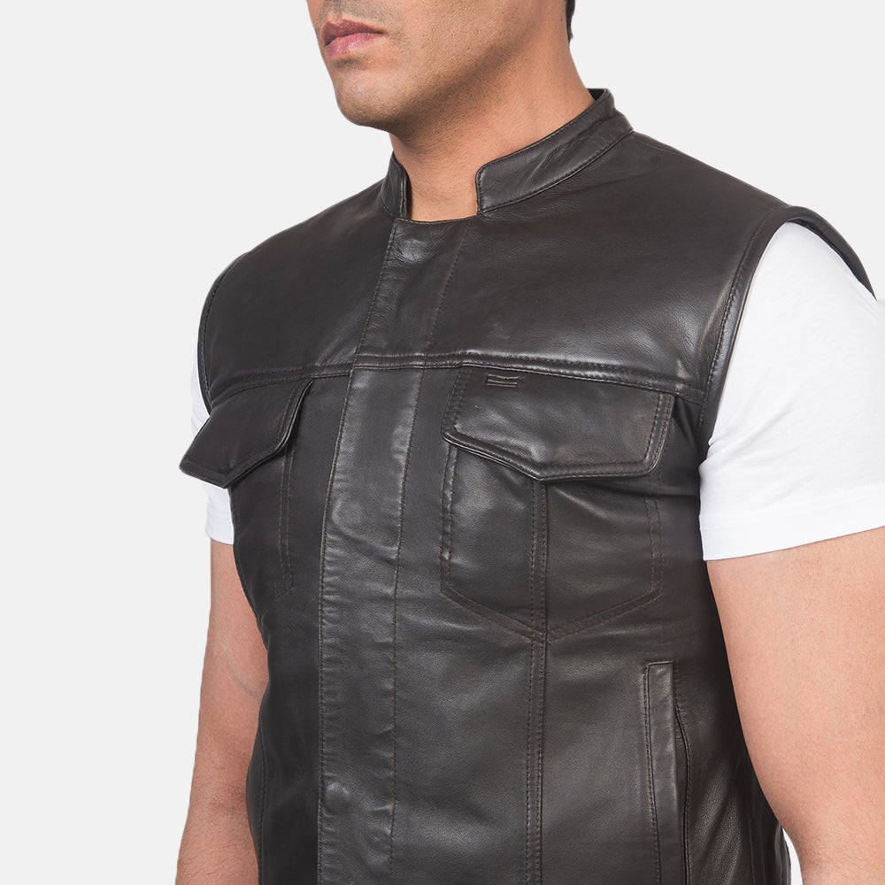 
Вид подкладки Showing Quilted Polyester Lining & Два функциональных внутренних кармана