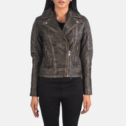 
Крупный план деталей of Notch & Zipper Hardware on Carolyn Quilted Distressed Brown Biker Jacket