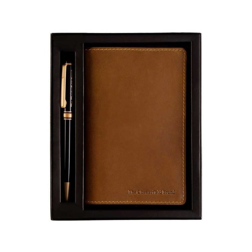 Giftset Leather Writing Case and Pen (Passport holder) женская