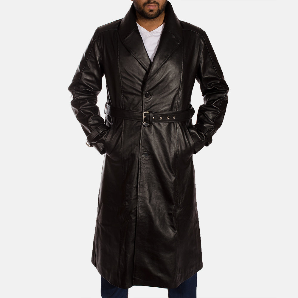 
Black Cowhide Leather Trench Coat - Вид сзади, подчеркивающий посадку по плечам и ровный край