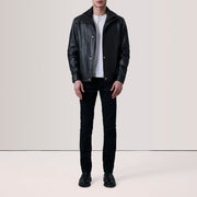 
Brown Sheepskin Leather Biker Jacket - Вид сзади, подчеркивающий посадку по плечам и ровный край