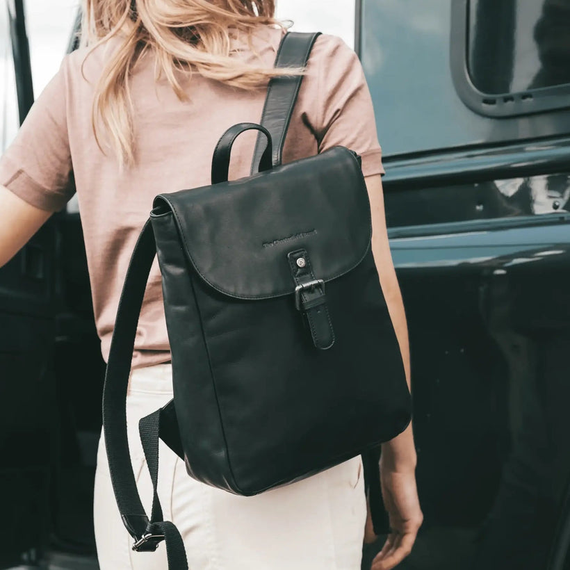 Vermont Full-Grain Leather Backpack женская