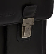 
100% Full-Grain Wax Pull-Up 100% Full-Grain Leather Grain Texture & Handcrafted Patina Detail