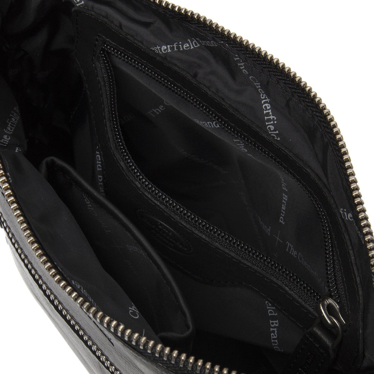 
Classic 100% Full-Grain leather Bag - Вид сзади с усиленными кожаными ремнями и прострочкой