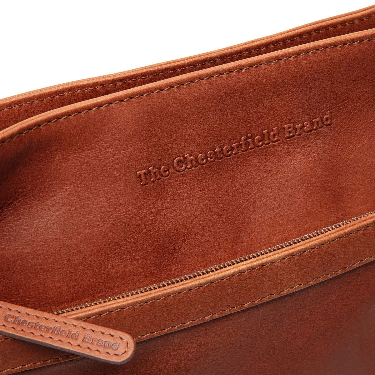 
Everyday Carry Perspective Showing Ergonomic Grab Handle & Strap Comfort