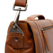 
Вид подкладки Showing Dedicated Padded Laptop Sleeve & Multi-Compartment Organization