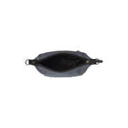 
Solid Antique Brass Hardware & Heavy-Duty Dual Zipper Detail on Lovund Кожаная сумка через плечо