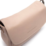 Solid Antique Brass Hardware &amp; Heavy-Duty Dual Zipper Detail on Miloa Full-Grain Leather Shoulder Bag