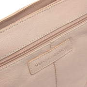 
Solid Antique Brass Hardware & Heavy-Duty Dual Zipper Detail on Zarita Кожаная сумка через плечо