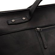 
100% Full-Grain Wax Pull-Up 100% Full-Grain Leather Grain Texture & Handcrafted Patina Detail