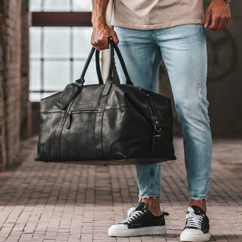 Portsmouth II Full-Grain Leather Weekender Bag женская