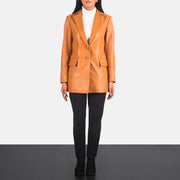 
Marilyn Tan Brown Leather Blazer - Вид сбоку, демонстрирующий эргономичный крой рукава