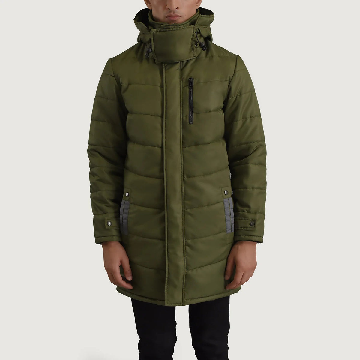 
Крупный план деталей of Classic Collar & Zipper With Snap Button Placket Hardware on Moore Оливковый Hooded Parka для Мужчин
