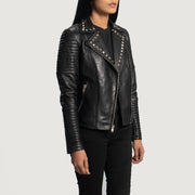 
Black Sheepskin Leather Biker Jacket - Вид сзади, подчеркивающий посадку по плечам и ровный край