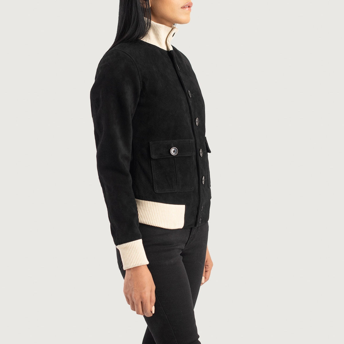 
Black Goatskin Suede Bomber Jacket - Вид сзади, подчеркивающий посадку по плечам и ровный край