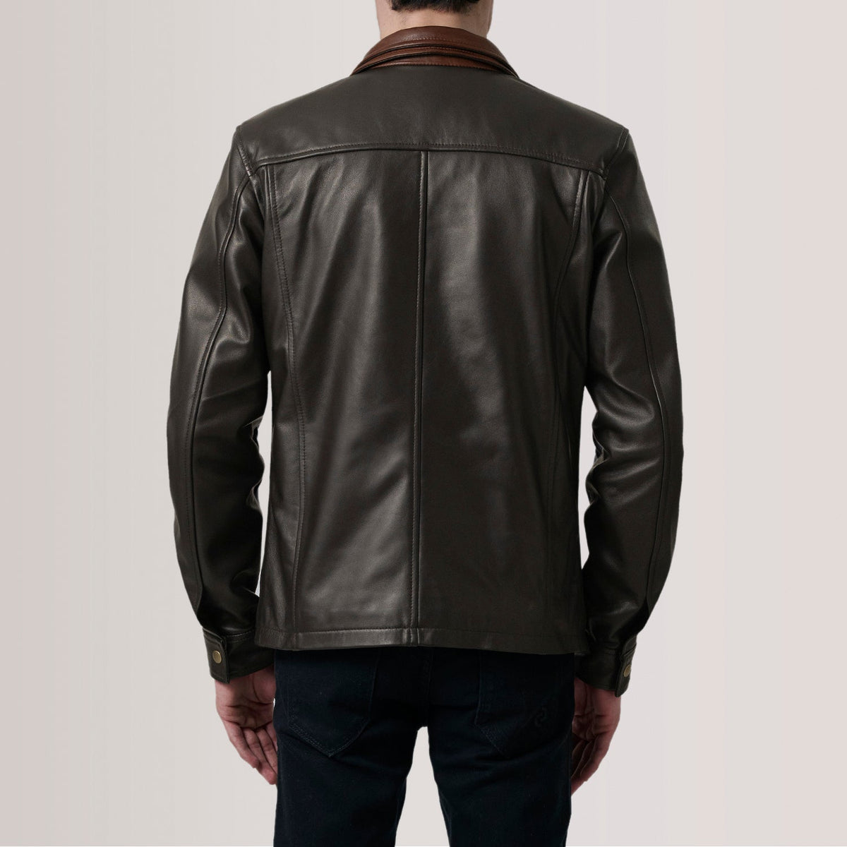 Close-Up Detail of Shirt &amp; Zipper Hardware on Sean Brown Leather Classic Jacket For Men