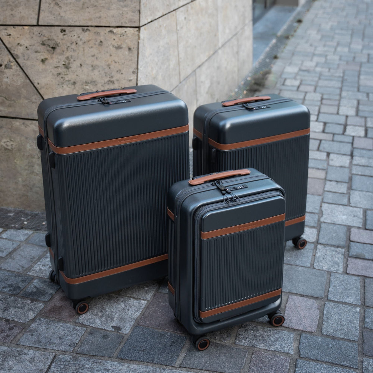 
Suitcase Set Front Pocket Zuna для Женщин для Женщин – alternate product view 2