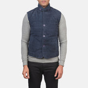 
Крупный план деталей of Notch with removable throat latch & Button Hardware on Tony Синий Suede Vest для Мужчин