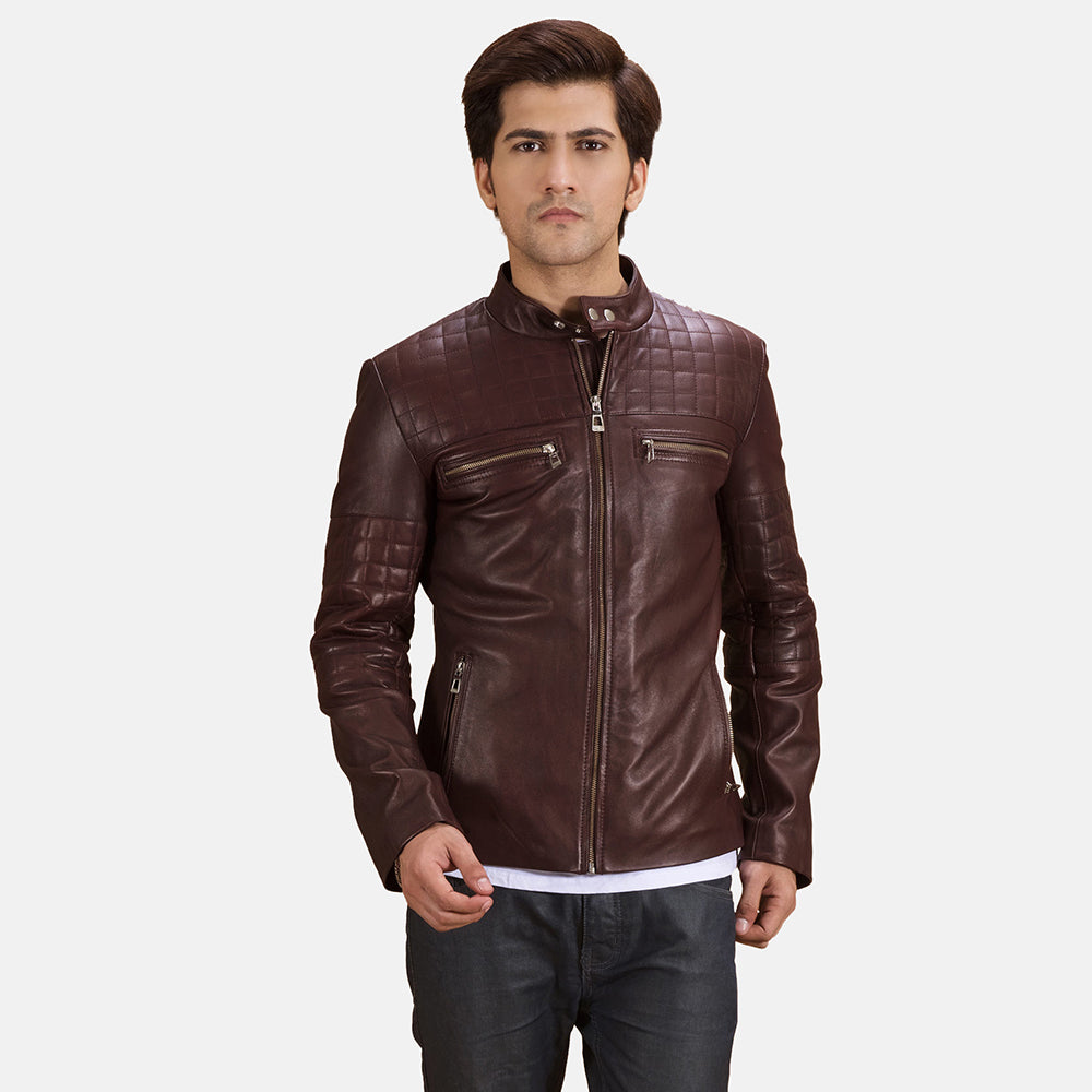 
Urbane Стеганый Бордовый Кожаная куртка-косуха для Мужчин in Maroon Sheepskin Leather - Вид спереди и приталенный силуэт | Купить в официальном онлайн-магазине