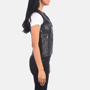 
Black Goatskin Leather Biker Jacket - Вид сзади, подчеркивающий посадку по плечам и ровный край