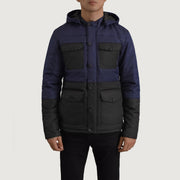 
Крупный план деталей of Classic Collar & Heavy-Duty Zipper Hardware on Wayne Черный & Синий Hooded Puffer Кожаная куртка для Мужчин